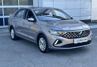 Подержанный автомобиль Jetta VA3 2023 года (3 фото)