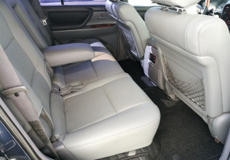 Подержанный автомобиль Toyota Land Cruiser Suv 1998 года (19 фото)