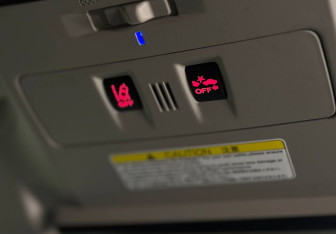 Подержанный автомобиль Subaru Levorg 2018 года (17 фото)