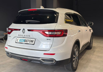 Подержанный автомобиль Renault Koleos 2018 года (7 фото)
