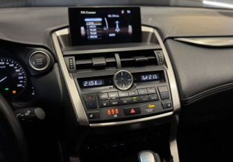 Подержанный автомобиль Lexus NX 2015 года (13 фото)