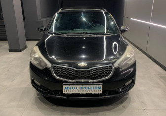 Подержанный автомобиль Kia Cerato Sedan 2013 года (3 фото)