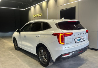 Подержанный автомобиль Haval Jolion 2023 года (7 фото)