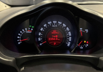 Подержанный автомобиль Kia Sportage 2010 года (14 фото)