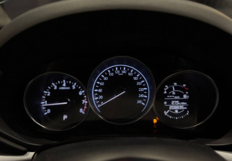 Подержанный автомобиль Mazda CX-5 2019 года (13 фото)