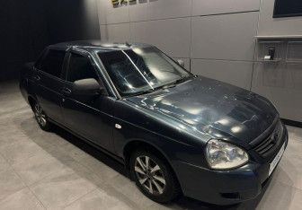 Подержанный автомобиль LADA (ВАЗ) Priora Sedan 2013 года (4 фото)
