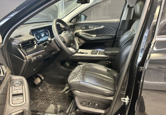 Подержанный автомобиль Exeed TXL 2023 года (28 фото)