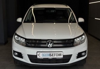 Подержанный автомобиль Volkswagen Tiguan 2016 года (3 фото)