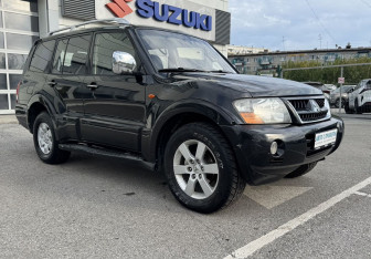 Подержанный автомобиль Mitsubishi Pajero 2003 года (4 фото)