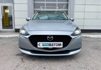 Подержанный автомобиль Mazda 2 Hatchback 2020 года (3 фото)