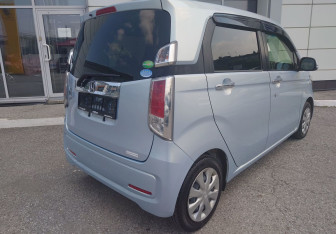 Подержанный автомобиль Honda N-WGN 2019 года (5 фото)