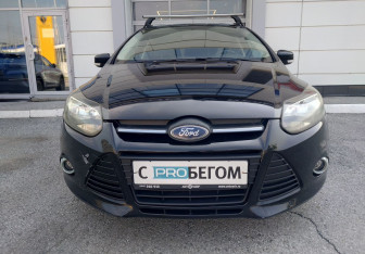 Подержанный автомобиль Ford Focus Hatchback 2011 года (2 фото)