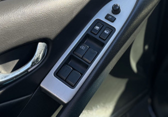 Подержанный автомобиль Nissan Murano Suv 2013 года (10 фото)