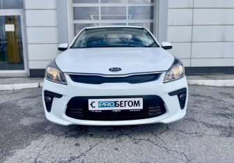 Подержанный автомобиль Kia Rio Sedan 2019 года (3 фото)