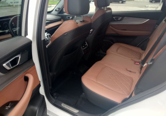 Подержанный автомобиль Chery Tiggo 8 Pro Max 2022 года (19 фото)