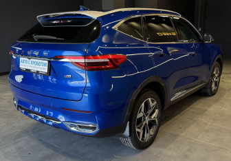 Подержанный автомобиль Haval F7 2021 года (10 фото)