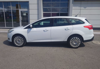 Подержанный автомобиль Ford Focus Wagon 2017 года (2 фото)