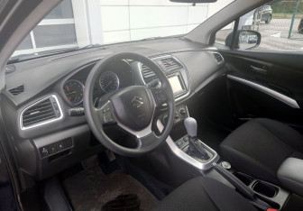 Подержанный автомобиль Suzuki SX4 Hatchback 2018 года (11 фото)