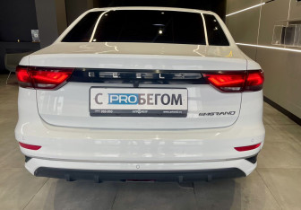 Подержанный автомобиль Geely Emgrand 2023 года (8 фото)