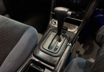 Подержанный автомобиль Honda Accord Sedan 2001 года (13 фото)