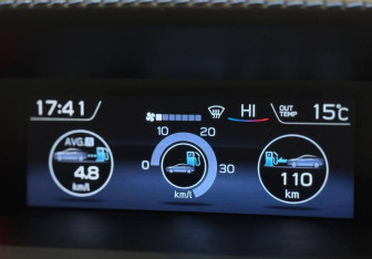 Подержанный автомобиль Subaru Levorg 2018 года (13 фото)