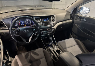 Подержанный автомобиль Hyundai Tucson 2016 года (8 фото)