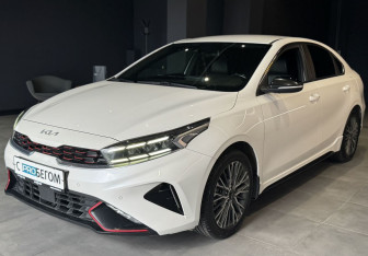 Подержанный автомобиль Kia Cerato Sedan 2021 года (2 фото)