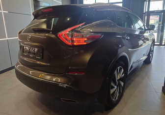Подержанный автомобиль Nissan Murano Suv 2017 года (11 фото)
