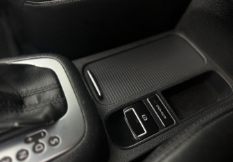 Подержанный автомобиль Volkswagen Tiguan 2012 года (19 фото)
