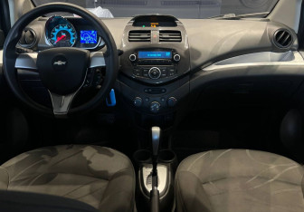 Подержанный автомобиль Chevrolet Spark 2021 года (13 фото)