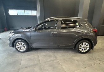Подержанный автомобиль Kia Stonic 2019 года (6 фото)