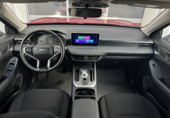 Подержанный автомобиль Haval Jolion 2024 года (8 фото)