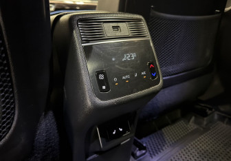 Подержанный автомобиль Exeed VX 2022 года (20 фото)