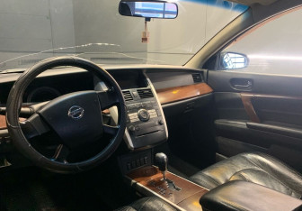 Подержанный автомобиль Nissan Teana 2007 года (8 фото)
