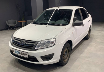 Подержанный автомобиль LADA (ВАЗ) Granta Sedan 2018 года (4 фото)