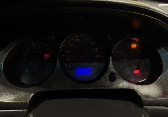 Подержанный автомобиль Honda Accord Sedan 2001 года (14 фото)