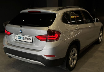 Подержанный автомобиль BMW X1 2014 года (5 фото)