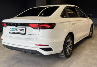 Подержанный автомобиль Geely Emgrand 2023 года (5 фото)
