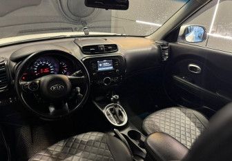 Подержанный автомобиль Kia Soul 2018 года (8 фото)