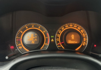 Подержанный автомобиль Toyota Corolla Sedan 2007 года (9 фото)
