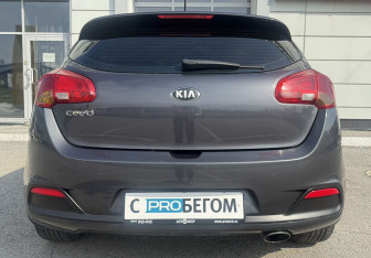 Подержанный автомобиль Kia Ceed Wagon 2012 года (3 фото)