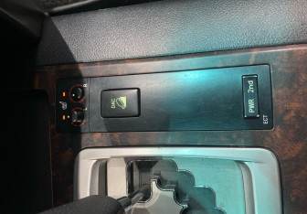 Подержанный автомобиль Toyota Land Cruiser Suv 2009 года (20 фото)