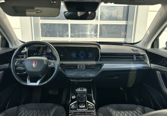 Подержанный автомобиль Hongqi HS5 2024 года (20 фото)