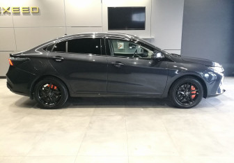 Подержанный автомобиль Omoda S5 GT 2023 года (9 фото)