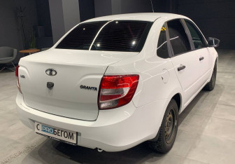 Подержанный автомобиль LADA (ВАЗ) Granta Sedan 2018 года (5 фото)