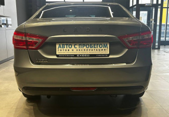 Подержанный автомобиль LADA (ВАЗ) Vesta Sedan 2020 года (4 фото)