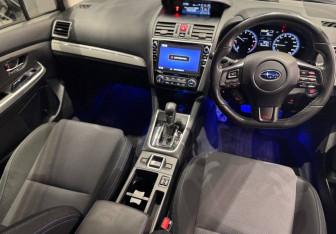 Подержанный автомобиль Subaru Levorg 2018 года (8 фото)