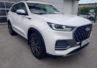 Подержанный автомобиль Chery Tiggo 8 Pro Max 2022 года (3 фото)