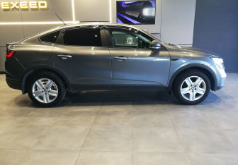 Подержанный автомобиль Renault Arkana 2019 года (6 фото)