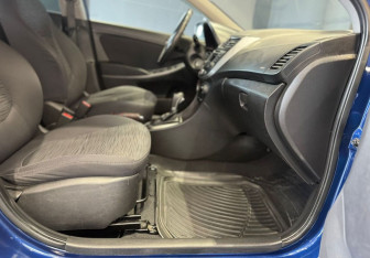 Подержанный автомобиль Hyundai Solaris Sedan 2016 года (11 фото)